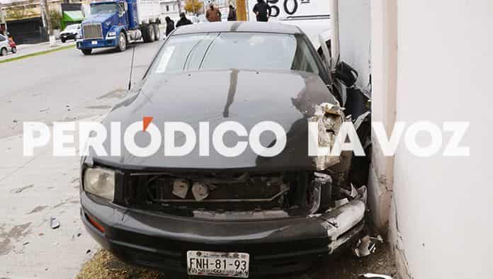 Estrella Mustang en barda de FIME