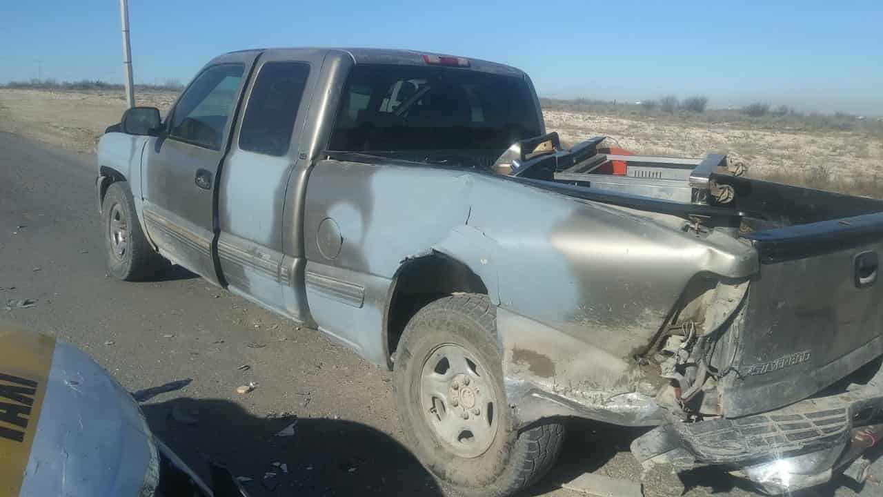 Ocasiona taxista accidente vial al manejar sin precaución