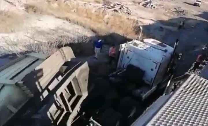 FUERTE ENCONTRONAZO DE TRÁILER CON TREN EN NAVA