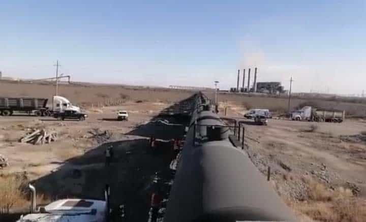FUERTE ENCONTRONAZO DE TRÁILER CON TREN EN NAVA