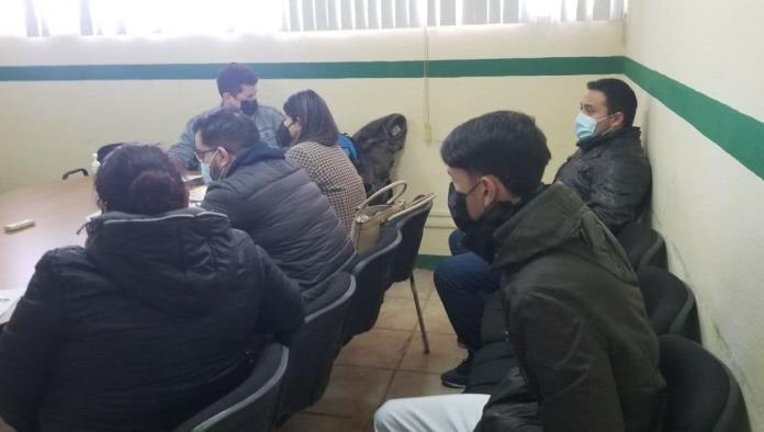 Llegan 6 médicos