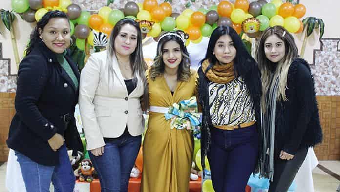 Nayeli muy pronto será mamá