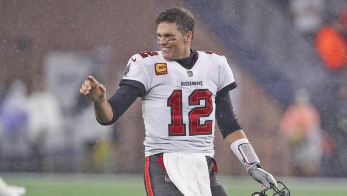 Tom Brady no descarta regresar a la NFL