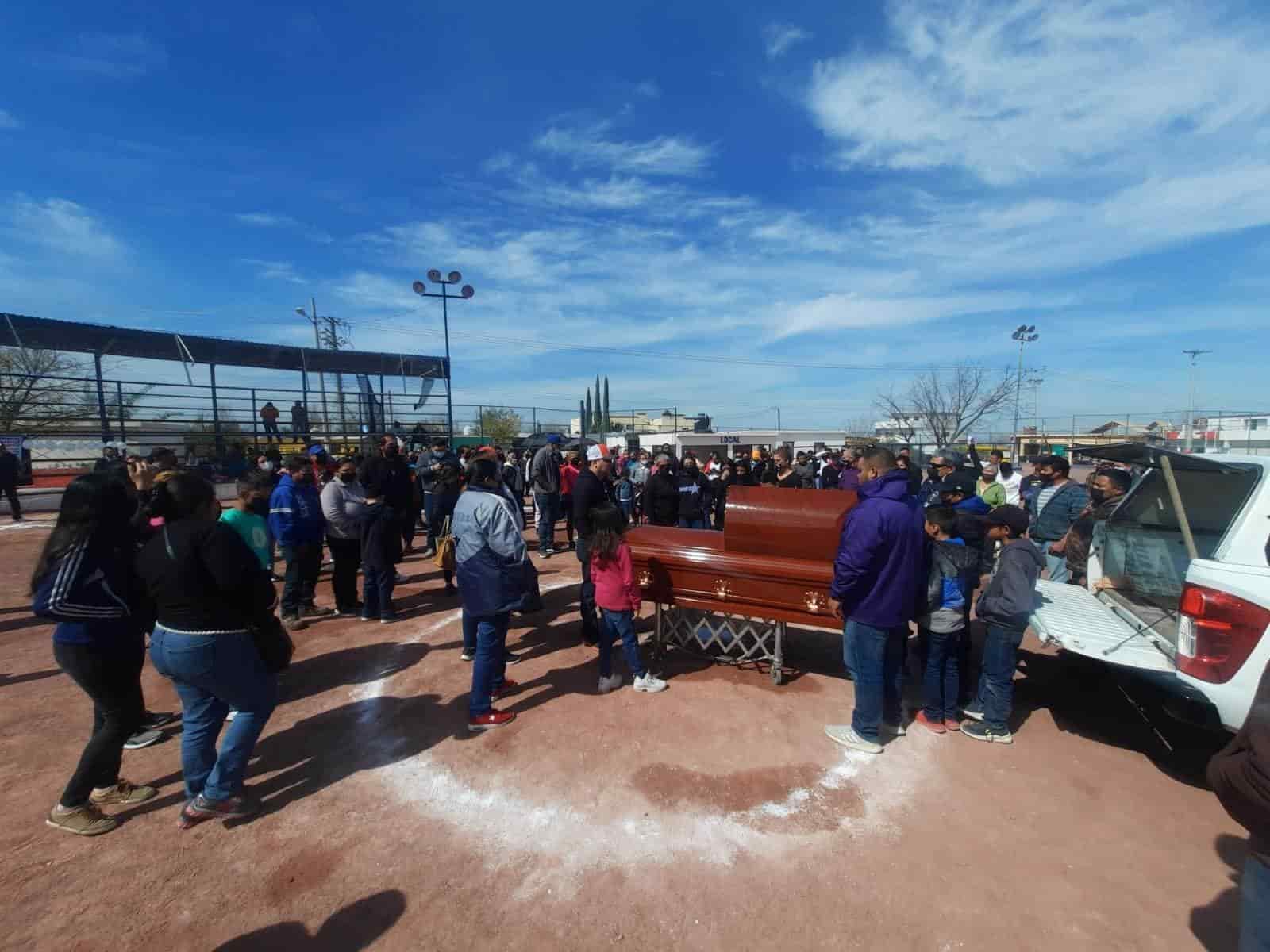 Despiden cientos al ‘Zurdo Vielma’