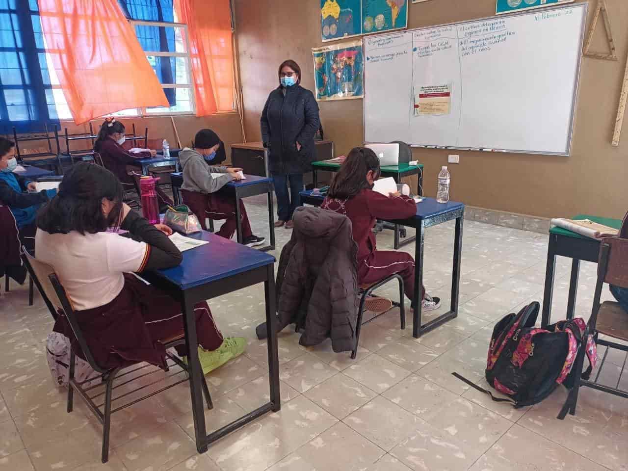 Piden a SS vacunar a menores contra el coronavirus