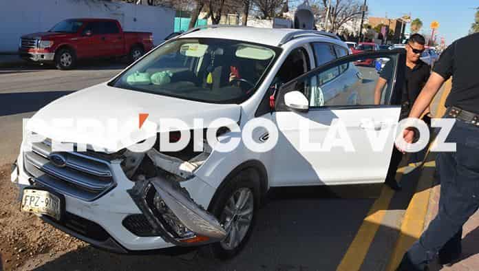 Se estrella contra Ford