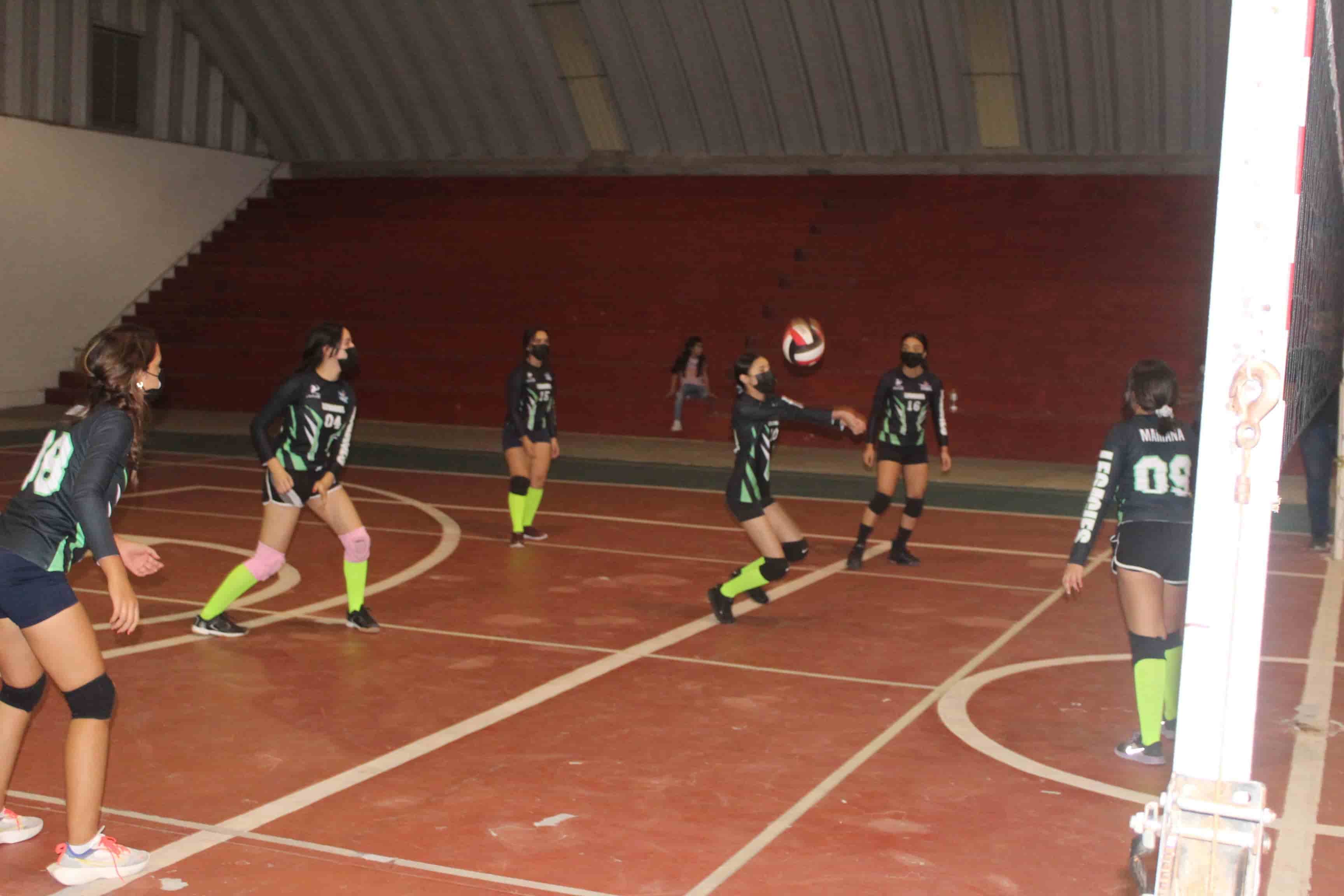 LINCES SE IMPONE  ANTE LEGACIES