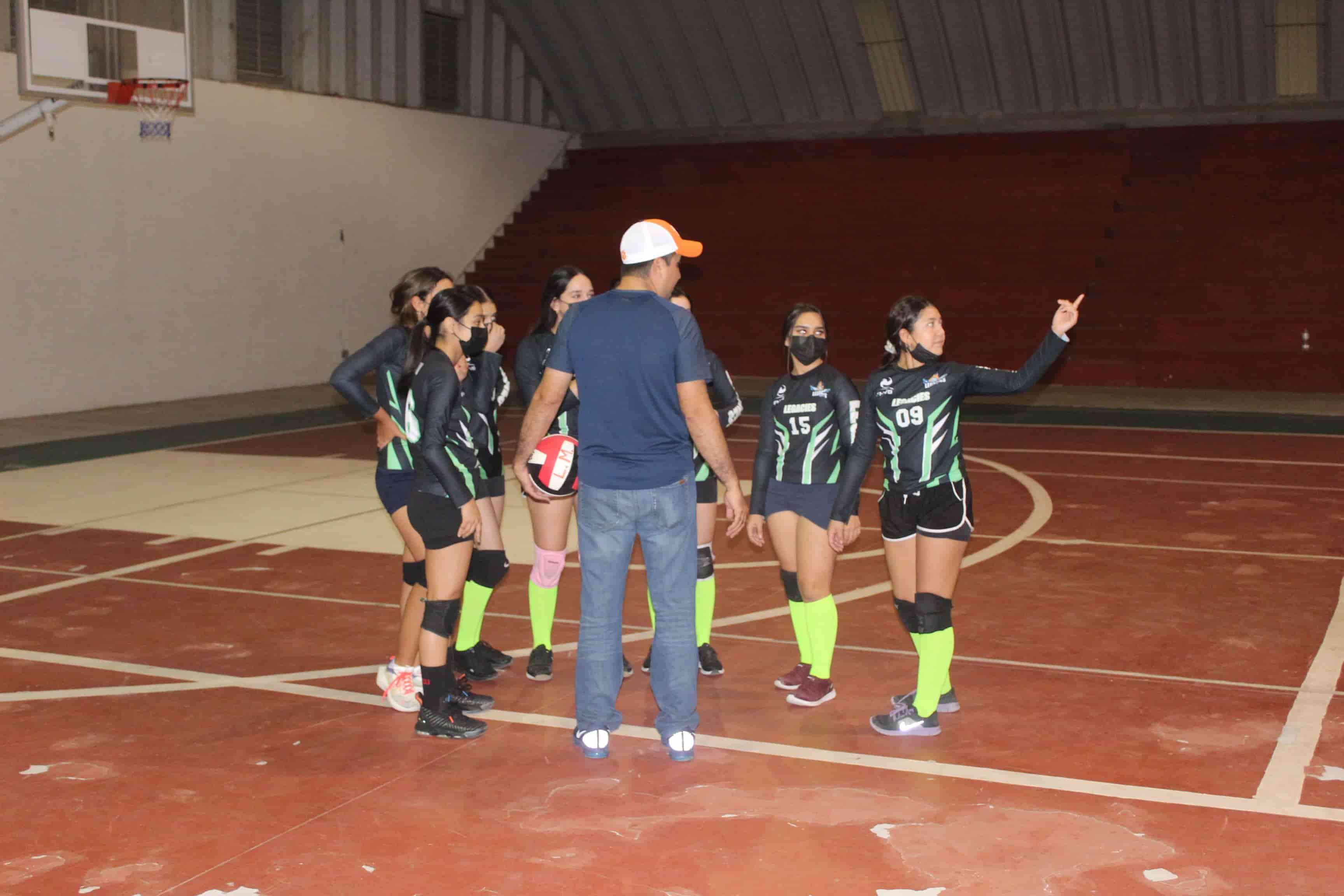 LINCES SE IMPONE  ANTE LEGACIES