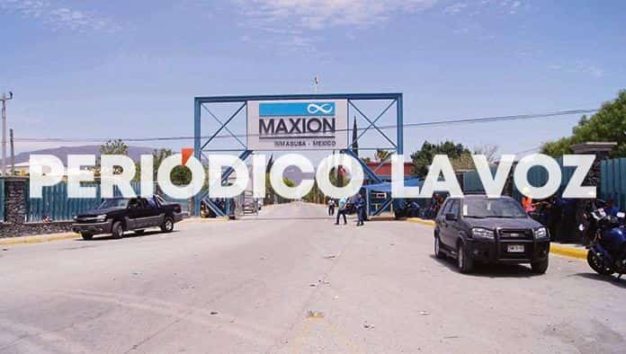 ¡Lo aplasta Montacargas!