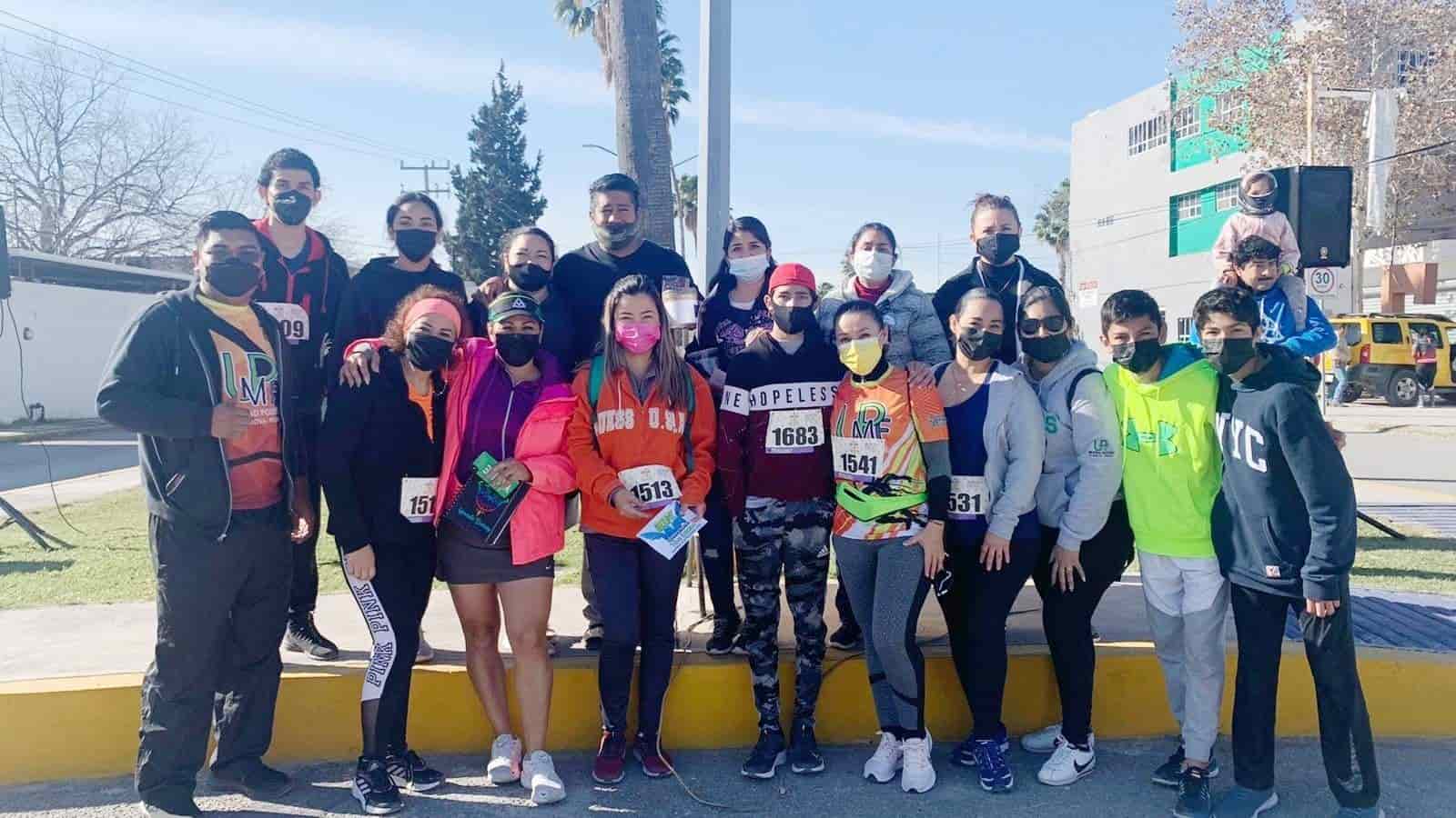 Realizan carrera en apoyo a Luis