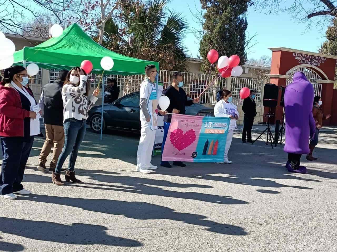Realizan caravana de salud  por el día del condón