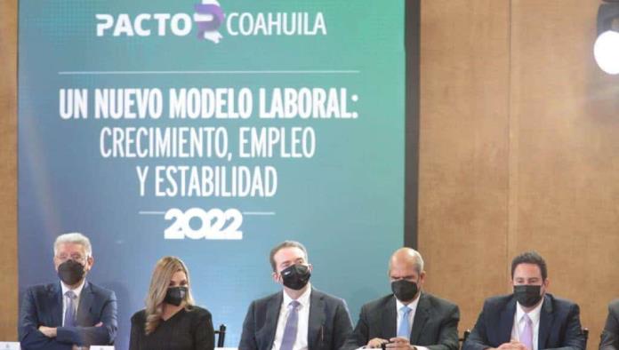 Firma Mario Dávila el Pacto Coahuila