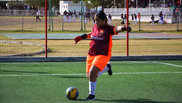 2-0 y Spartans femenil  se alza en el fut 7