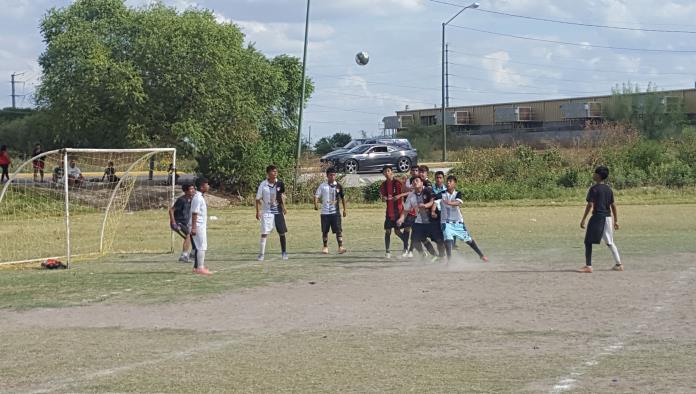 Atlético Fc se embolsa un  triunfo ante la 24 de agosto 
