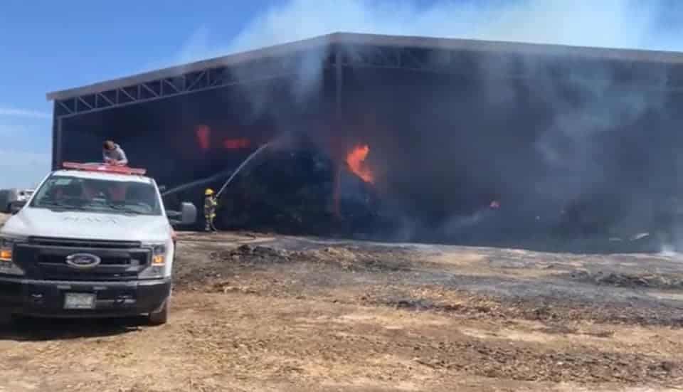 INCENDIO DEJA DAÑOS MILLONARIOS EN BODEGA DE LA UNIÓN GANADERA