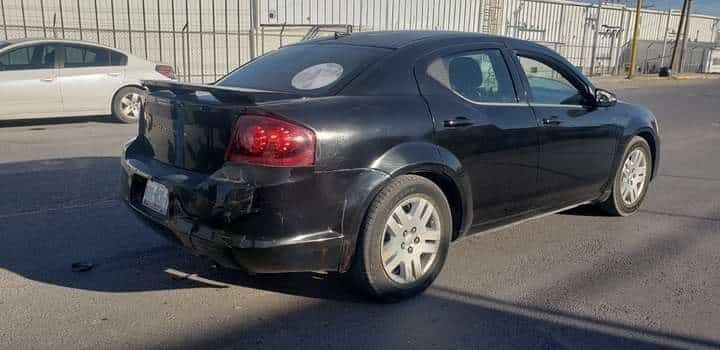 Choca por distraída