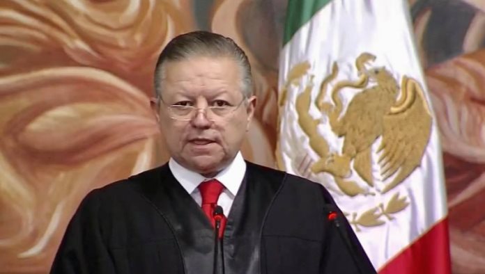 Sin ellos no hay democracia; Arturo Zaldívar pide proteger a los periodistas
