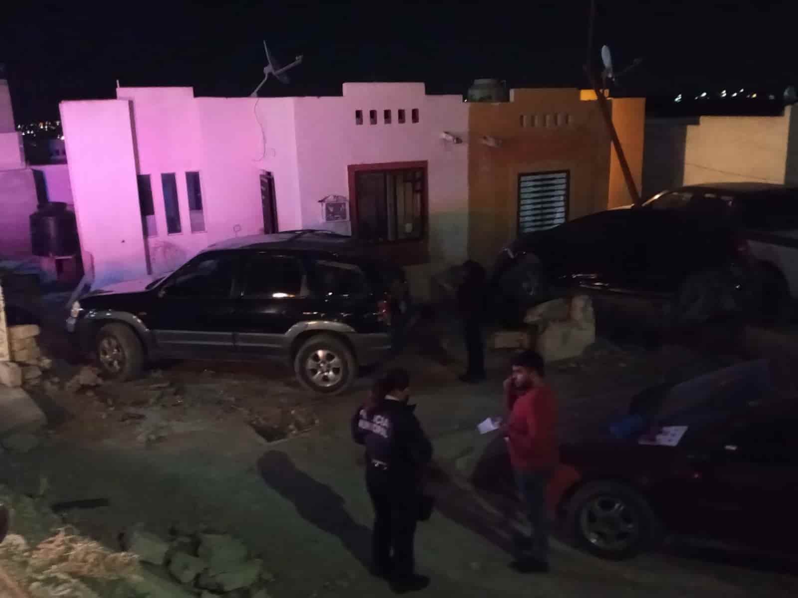 Sale del camino y cae en camioneta al estilo “Rápido y Furioso de Acuña”