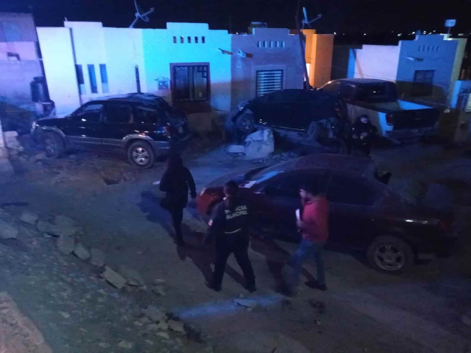 Sale del camino y cae en camioneta al estilo “Rápido y Furioso de Acuña”