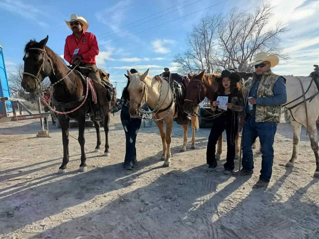 Arranca la XXV Cabalgata de Nava