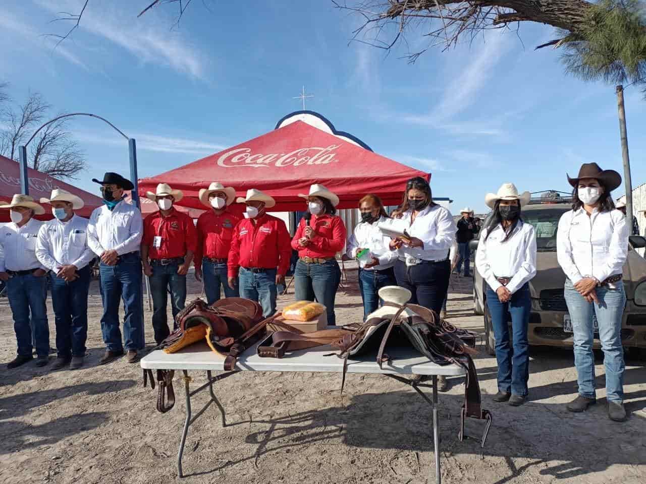 Arranca la XXV Cabalgata de Nava