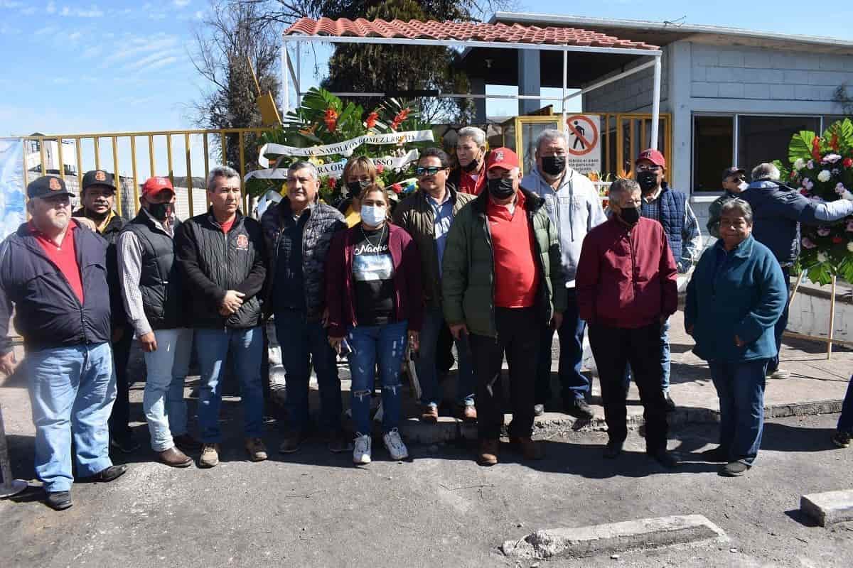 Siguen viudas llorando y pidiendo respuestas