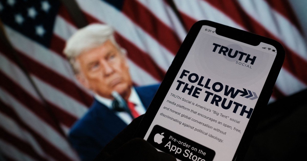 Truth Social; Donald Trump estrena su propia red social