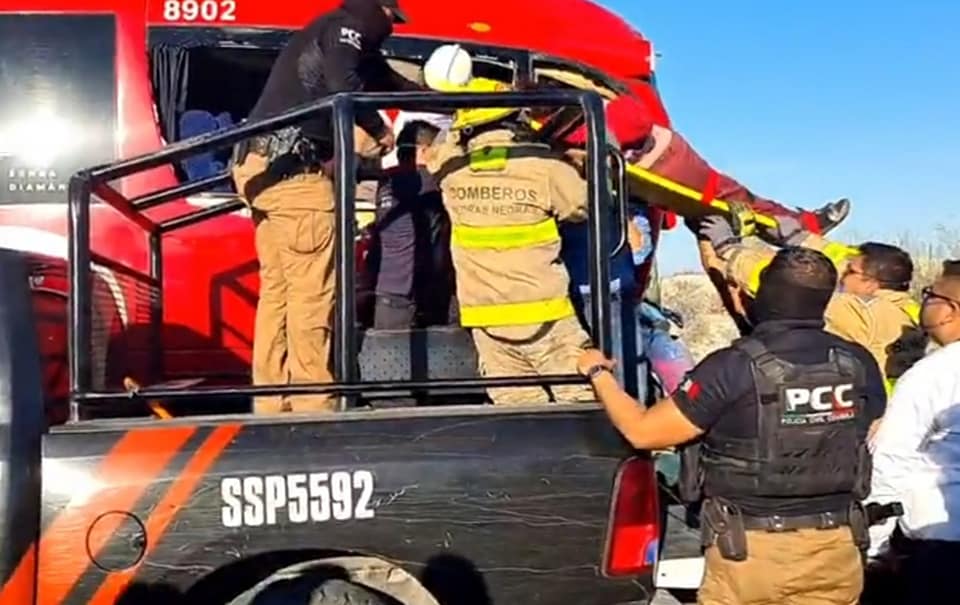 CHOQUE DE  CAMIONES DEJA A UNA PERSONA SIN VIDA EN LA CARRETERA 2 