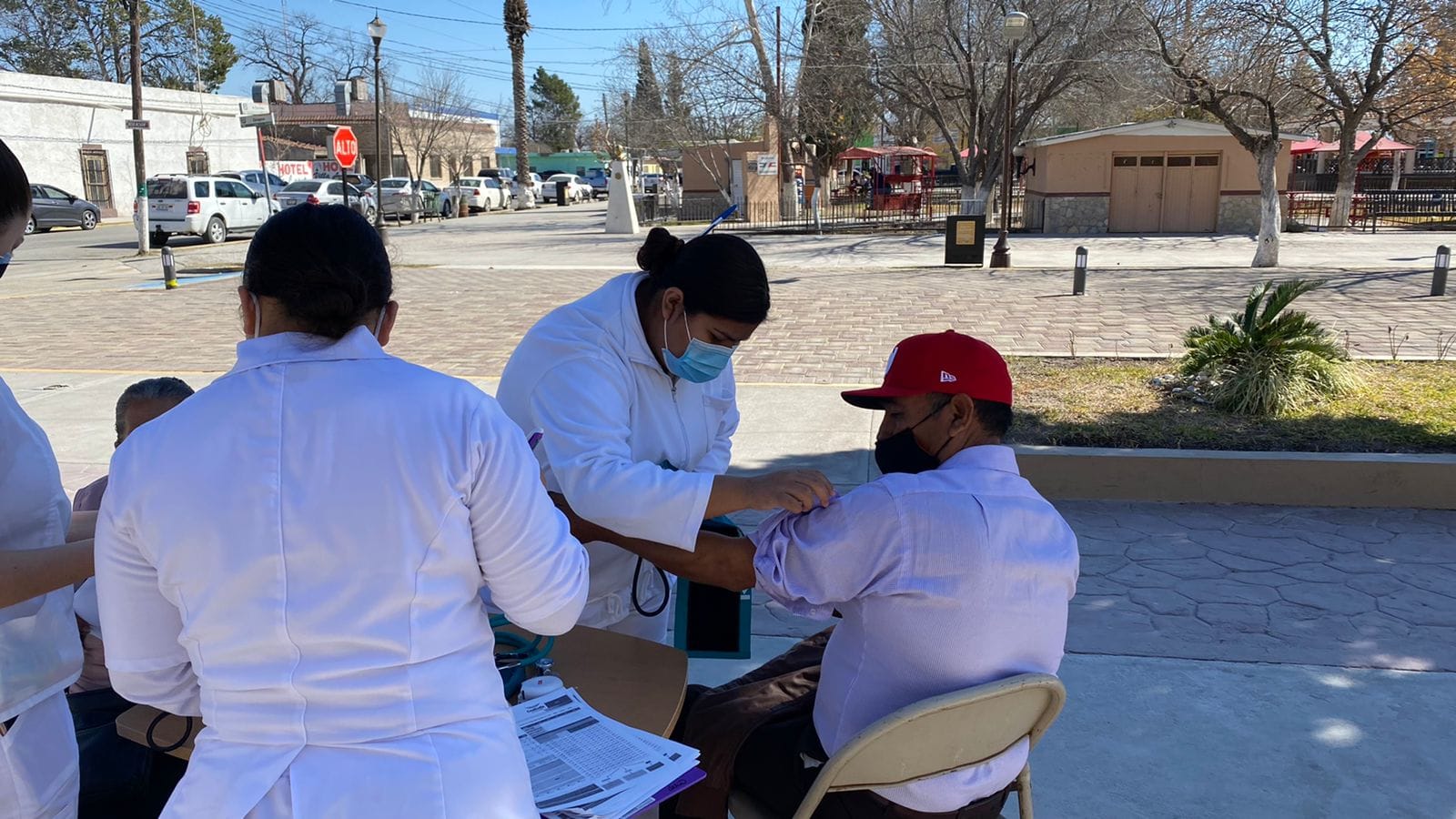 Realizan campaña  `Ama tu corazón´ en Centro de Salud