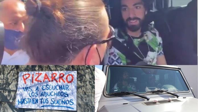 Vas a escuchar los abucheos hasta en tus sueños”; Afición encaran a Pizarro