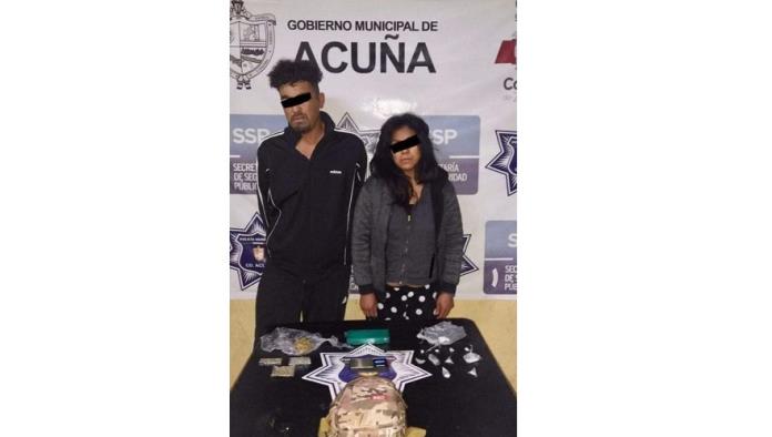 Arrestan a pareja con drogas traían marihuana y cristal
