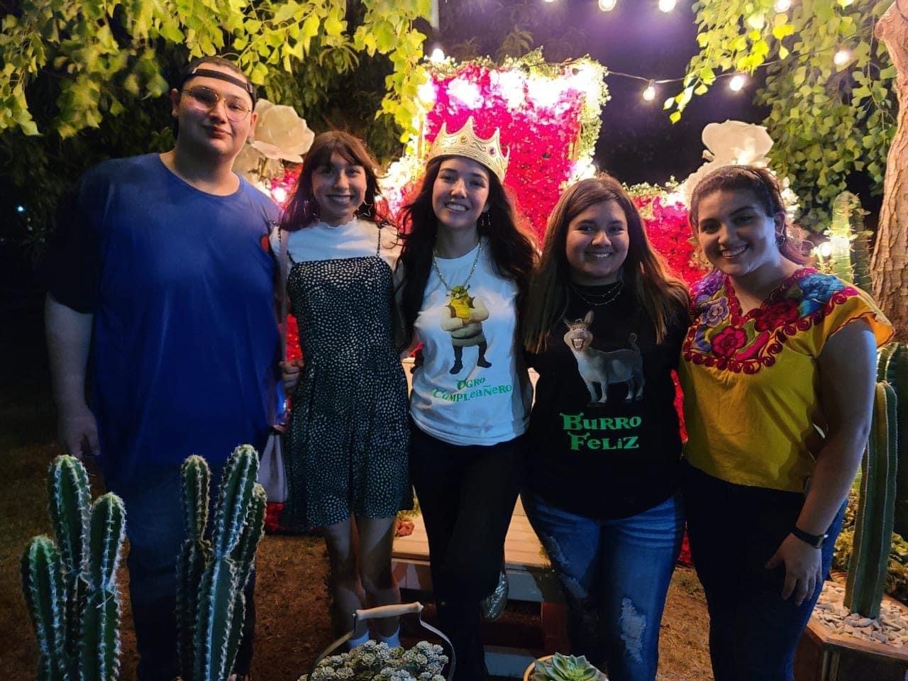 Nicole pasa divertido cumpleaños