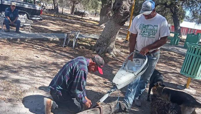 OBRAS PÚBLICAS Y SERVICIOS PRIMARIOS REHABILITÓ ALUMBRADO PÚBLICO EN PLAZA  CHAMACUEROS
