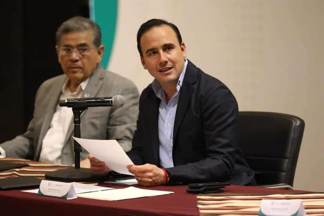 Firman convenio para atender a la niñez