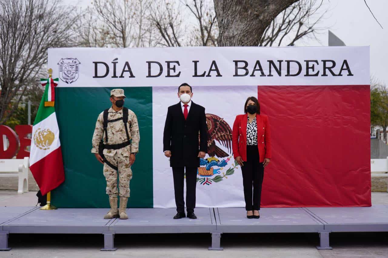 Ceremonia Cívica del Día de la Bandera