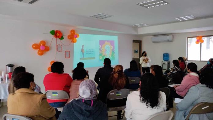 Realiza conferencia Instancia de la Mujer por el Día Naranja