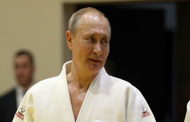 World Taekwondo le retira el cinturón negro a Vladimir Putin