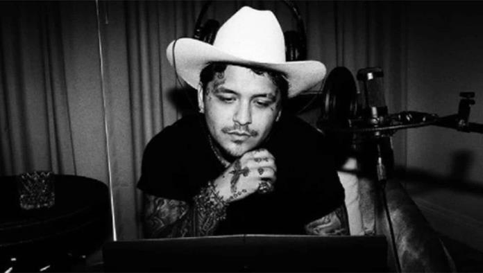 Me ha pagado mal el amor; Confiesa Christian Nodal en concierto