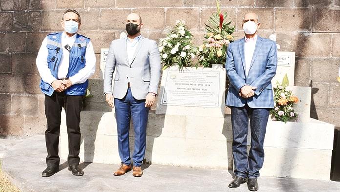 Recuerdan a bomberos fallecidos
