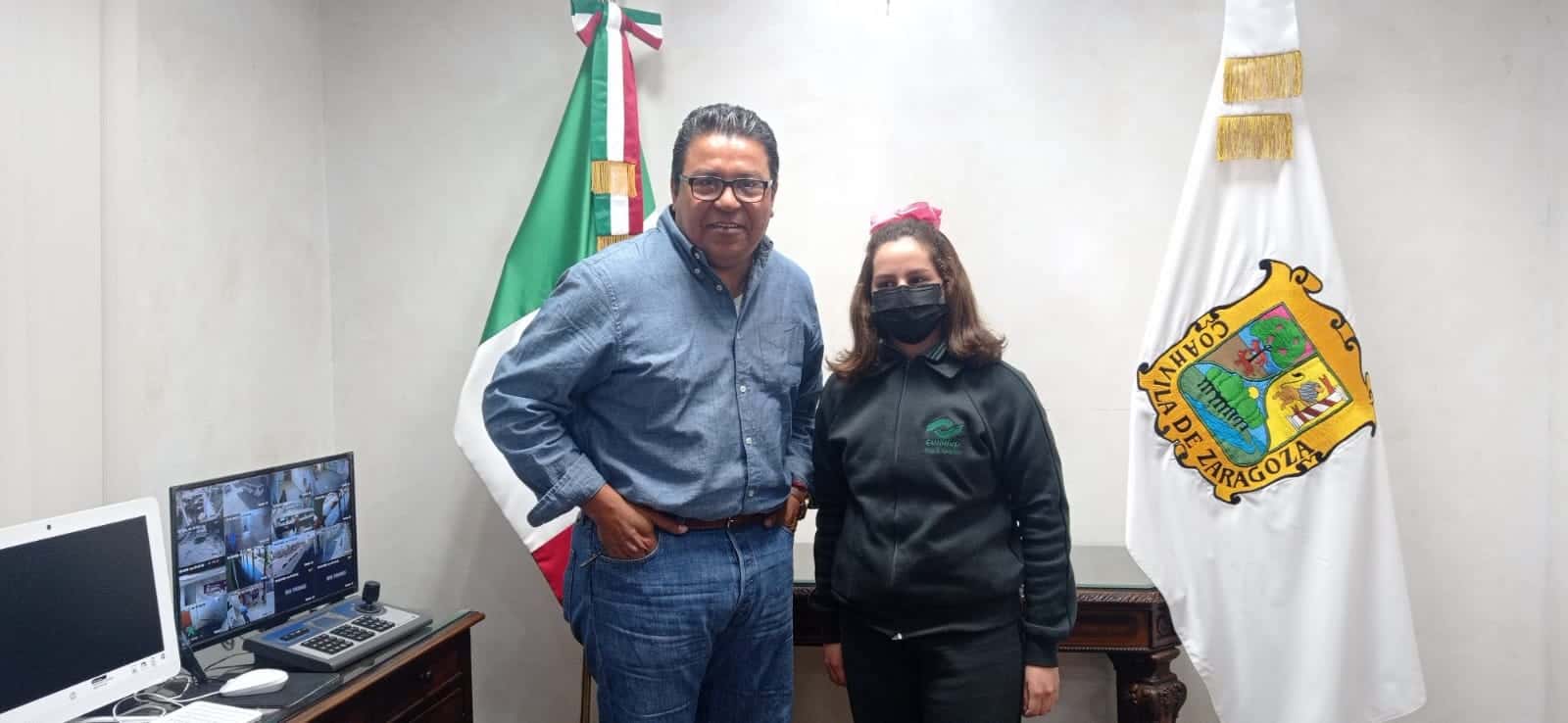El Alcalde Roberto Piña será parte de los escalones para cristalizar su sueño, ya que la becará y la apoyará para el aprendizaje del idioma inglés.