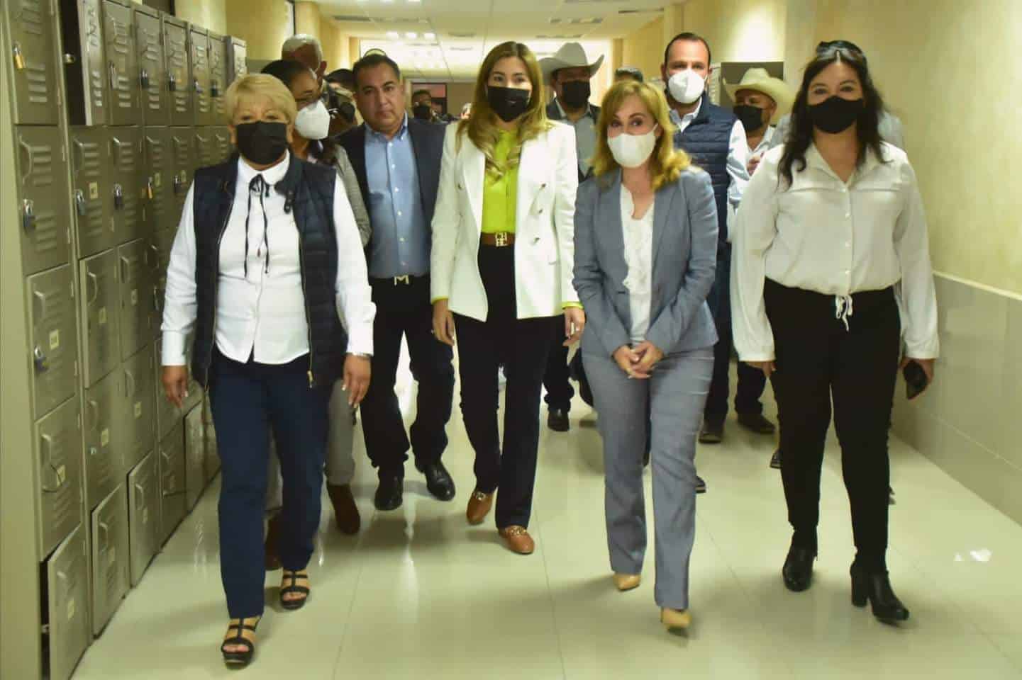 Impulsa alcaldesa profesionalización de servidores turísticos de Múzquiz