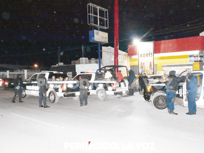 Clausuran bar por clientes fumando ‘mota’