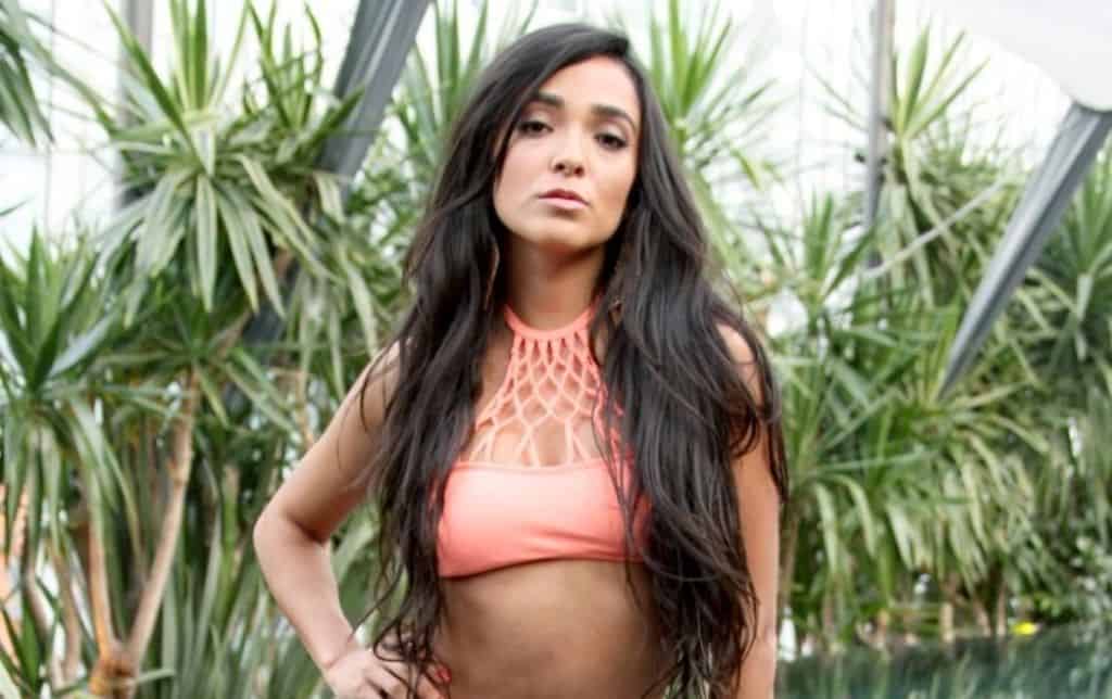 Mane de Acapulco Shore se arrepiente de inyectarse las pompis