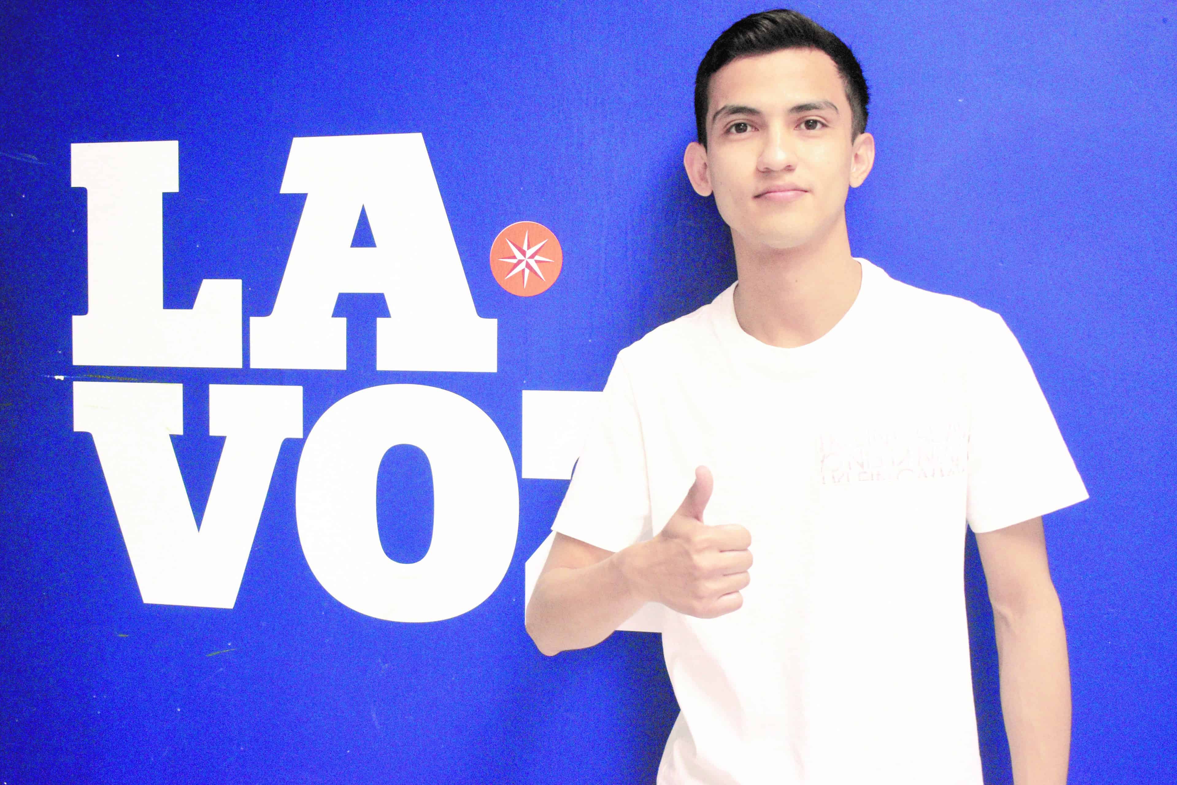 Luis Olvera es el joven conductor de In Driver, él considera que son pocas las oportunidades de empleo para personas con discapacidad.  