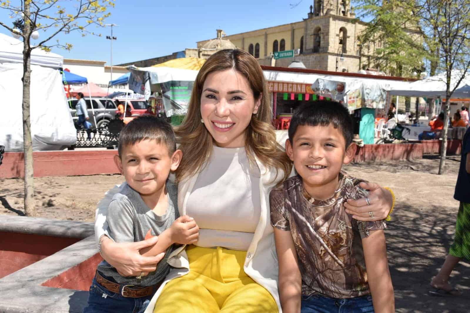 Múzquiz: Empodera Tania a las mujeres
