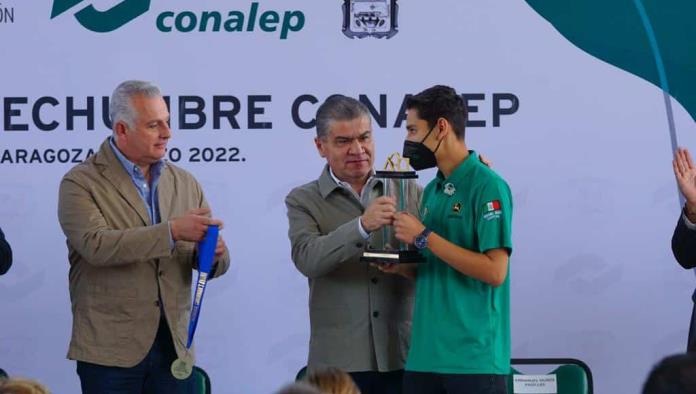 Supervisa MARS techumbre en el CONALEP