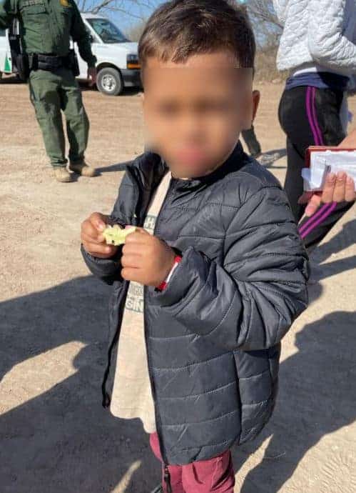 Acompañarán a niños migrantes cuando viajen solos