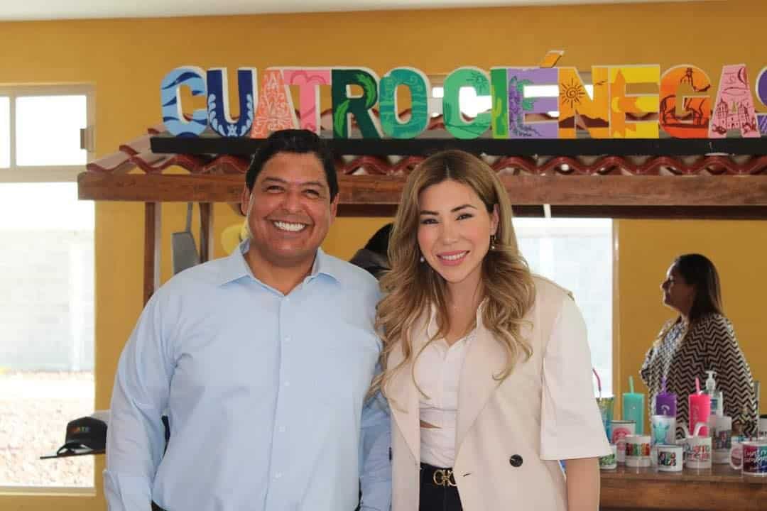 Múzquiz: Visita Tania Flores a Cuatro Ciénegas