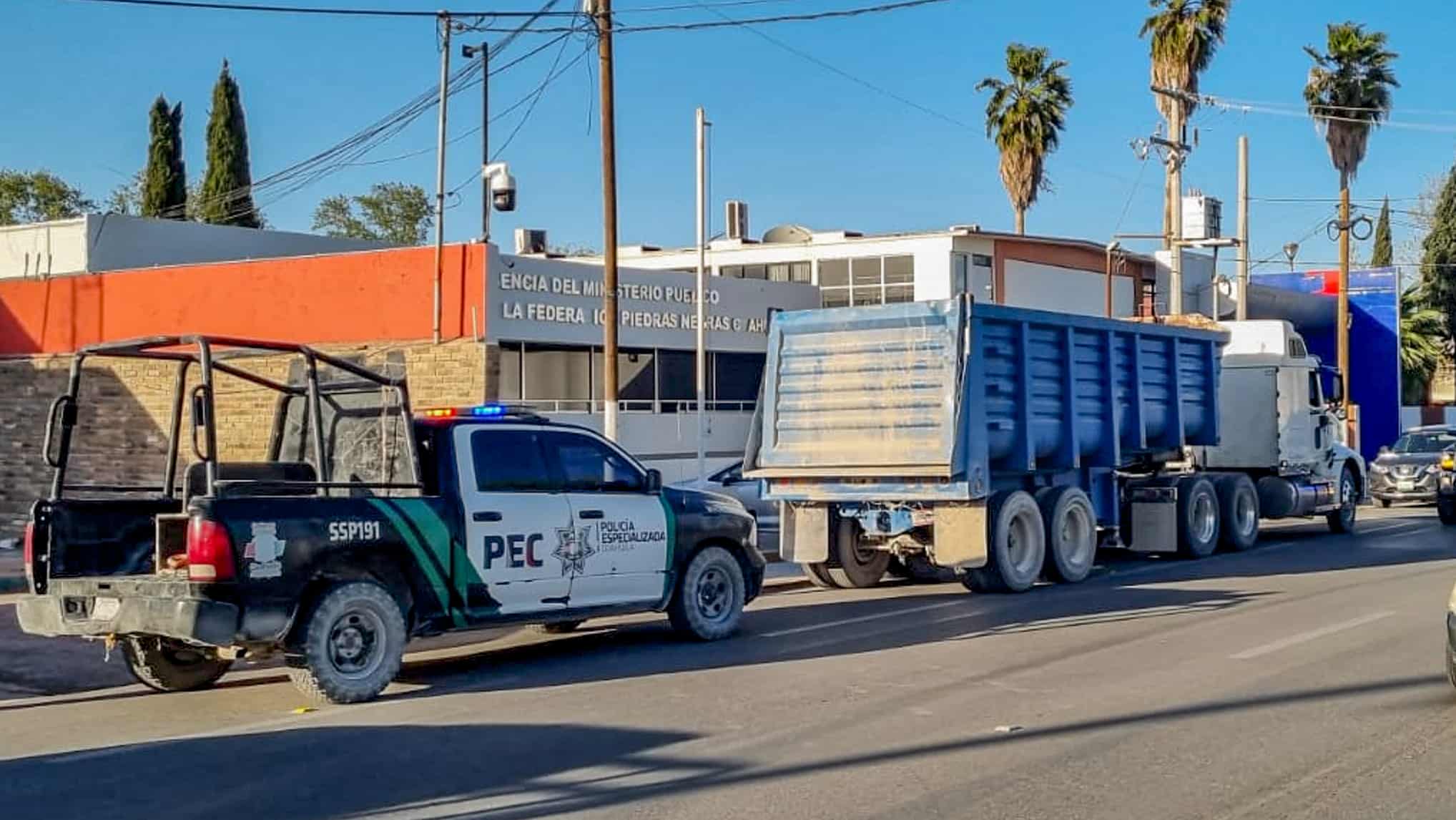 Aseguran a 20 migrantes