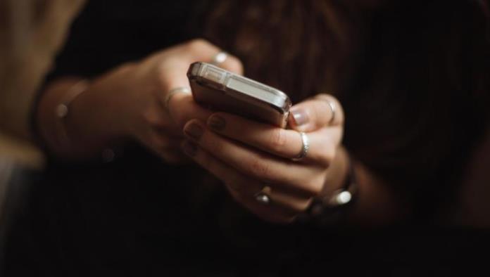 Estaba enojada con su esposo por no responder a sus mensajes, resulto que estaba muerto